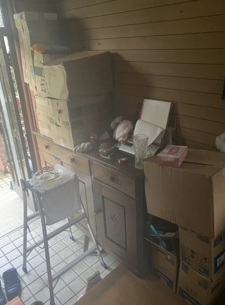 大阪市住吉区で靴箱と小物類の不用品回収