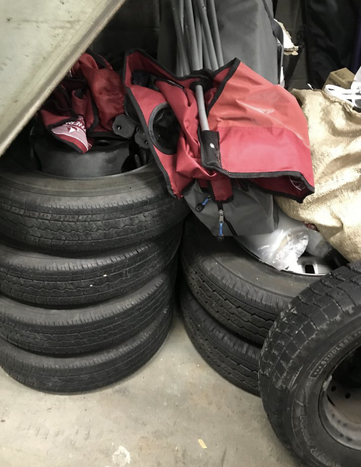 大阪市淀川区で廃棄タイヤの不用品回収